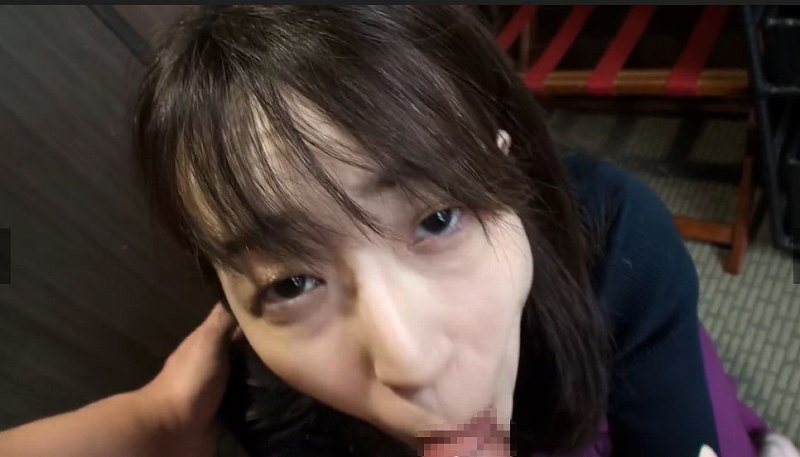 神レベルのフェラチオテクニックを有する初熟女美魔女登場発見しました。ここまでフェラチオをされてみたいと思った女性は久しぶりです。即尺からのフェラチオはとても激しく、心地よい音、フェラ音が心地よくって、、天国級のおしゃぶり技術を持ってます。フェラチオ好きな、ザーメン精子好きな、初熟女美魔女好きな人は絶対に見てください。こんなフェラチオあったんだ!まだまだフェラチオの技術は奥深い、フェラチオ10段の道はまだまだ!